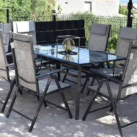 M&m With Pool Apartment Kastel Luksic