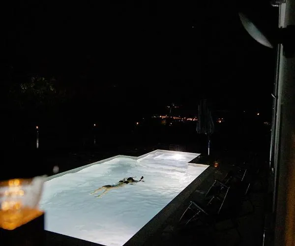 Apartment M&m With Pool Kastel Luksic
