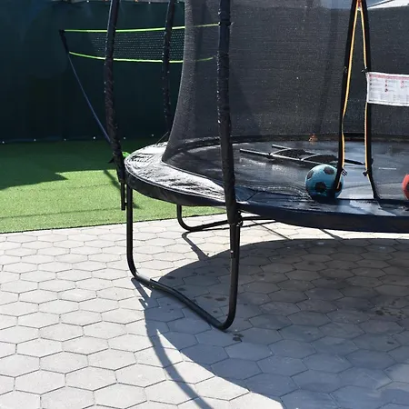 Apartman M&m With Pool